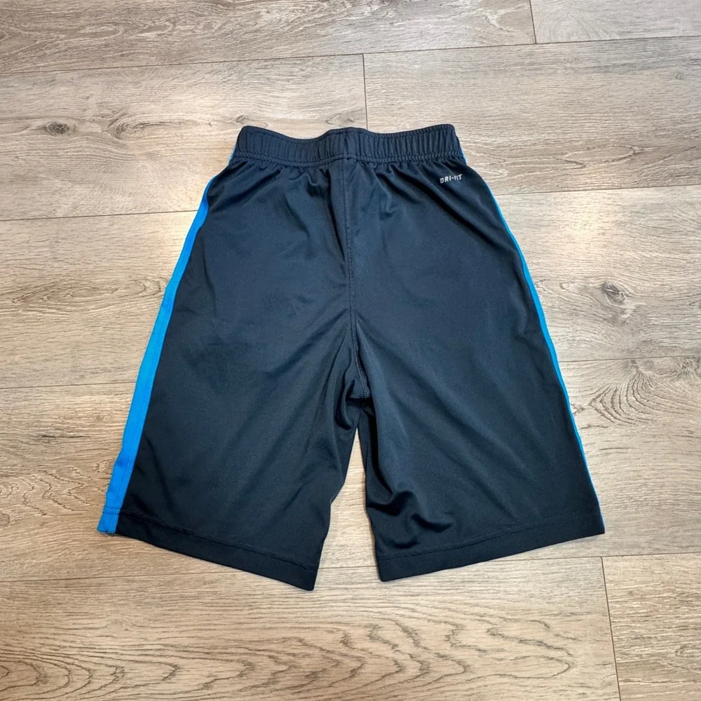 Nike Dri FIT Kids Boys Athletic Basketball Shorts Blue‎ Black Medium M